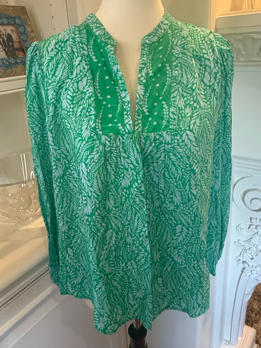 Shoshanna NEW  V Neck Blouse top Blue Green Boho Balloon Sleeves  Size Large